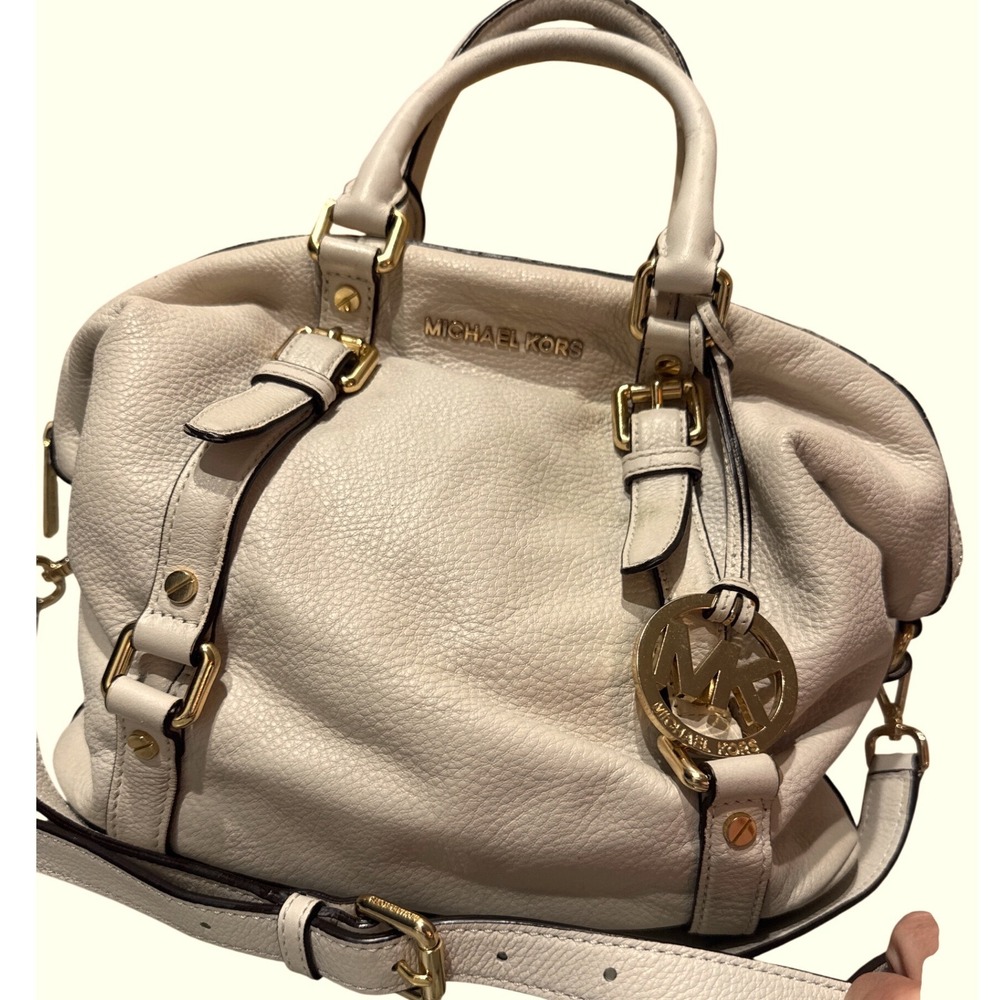 Michael Kors Bedford MD Belted Leather Satchel‎ pebbled leather gold-tone whitw